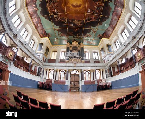 Sheldonian theatre interior hi-res stock photography and images - Alamy