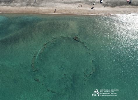 A Roman Structure Of Concentric Walls Discovered Underwater On The