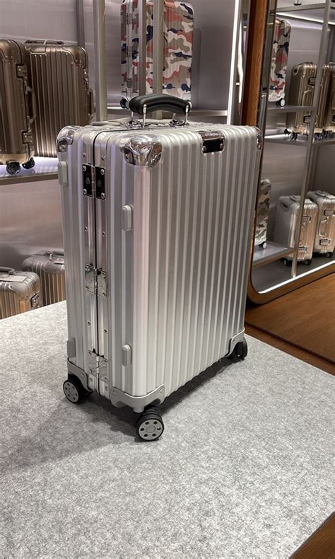 K Review Rimowa Classic Flight Cabin L After Years Atelier Yuwa