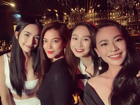 Đẳng cấp hot girl khi hẹn nhau xập xình Lúc đi hết mình lúc về có cả rổ ảnh thần thái ngút ngàn