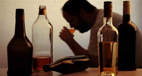 9 Signs That A Loved One Might Be An Alcoholic «