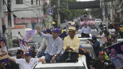 Candidato Presidencial Pld Abel Mart Nez Asegura Durante Marcha Bajo