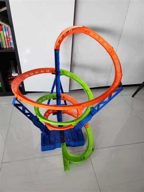 Hot Wheels Hgv Action Cyclone Crash Playset Hobbies Toys Toys Games On Carousell