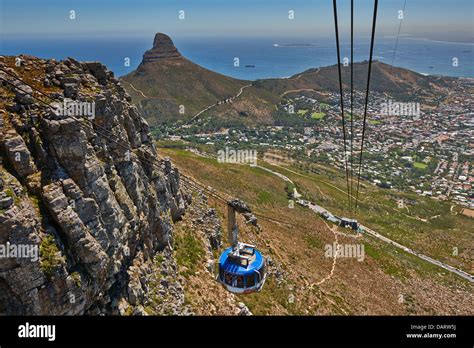 Seilbahn Zum Tafelberg Blick Auf Kapstadt Mit Löwenkopf Western Cape