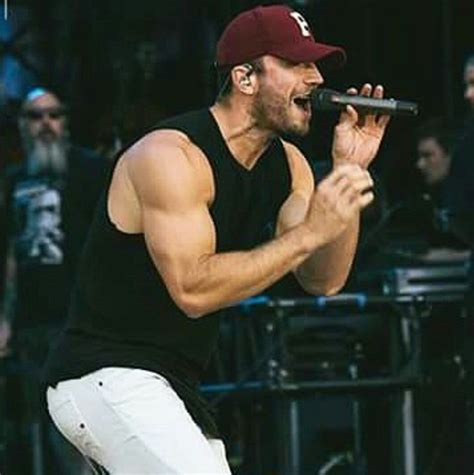 Sam Hunt Those Arms Though Country Stars Country Music Sam Hunt