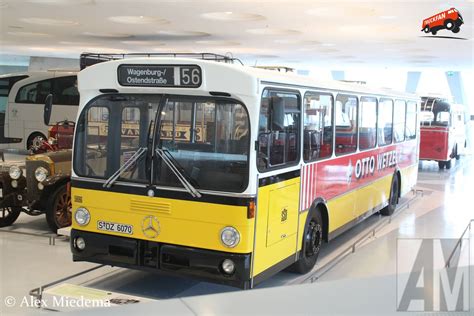 Foto Mercedes Benz O305 Van Mercedes Benz Museum Stuttgarter