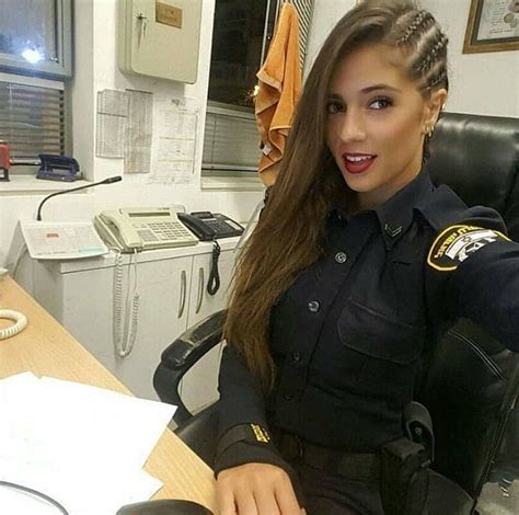 22+ Hairstyles For Female Police Officers - Hairstyle Catalog