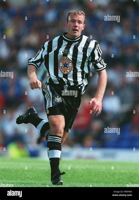 ALAN SHEARER NEWCASTLE UNITED FC 21 July 1997 Stock Photo - Alamy