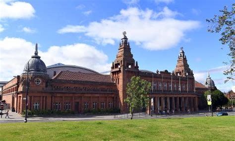 Landmark Glasgow Buildings Set For Solar Panels Scottish Construction Now