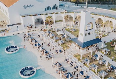 Café Del Mar, Hot Spot Beach Club in Canggu - Canggu's
