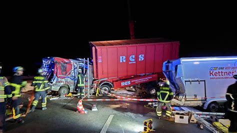 A1 in Dortmund Tödlicher Unfall Mega Stau auf der Autobahn