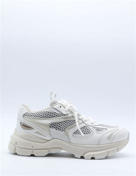 Marathon Runner Low Top Sneakers In White And Cremino Axel Arigato Fw