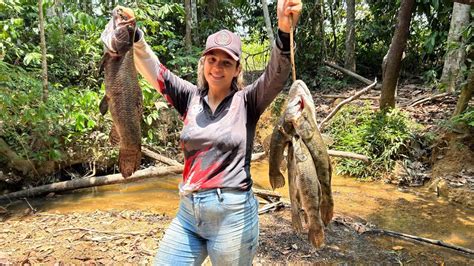 Entramos no meio do mato e fomos atrás dos peixes grandes e olha o