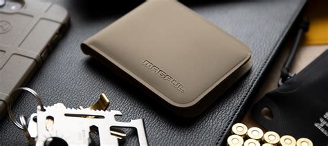 Magpul® DAKA® Bifold Wallet