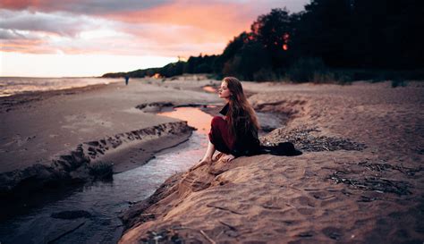 Women Outdoors Depth Of Field Photography Beach Model Sweater