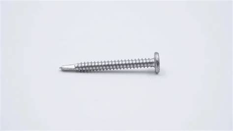 Top Picks: Best Screws for Attaching Wood to Metal Projects