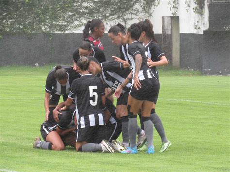 Botafogo Vence Flamengo E Abre Vantagem Na Final Do Carioca