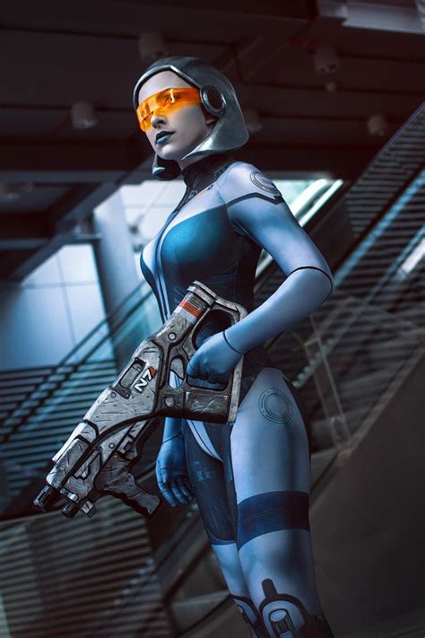 My Edi Cosplay └[∵┌]└[ ∵ ]┘[┐∵]┘ R Masseffect