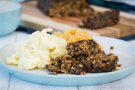 Tasty Vegetarian Haggis Recipe - Scottish Scran