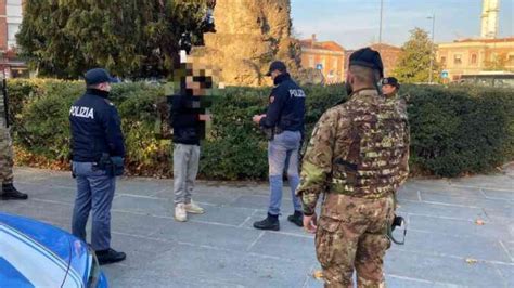 Entra Nel Vivo L Operazione Strade Sicure Controlli In Zona Stazione