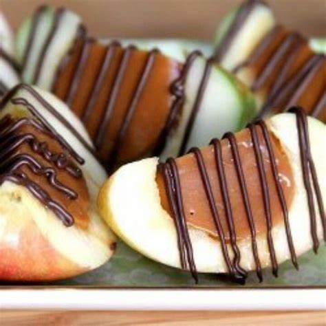 Easy Caramel Apples Favorite Recipes Caramel Apple Slices Desserts