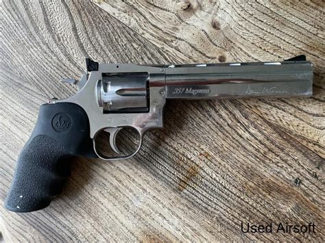 Dan Wesson 715 6 Co2 Revolver Used Airsoft The Leading Marketplace