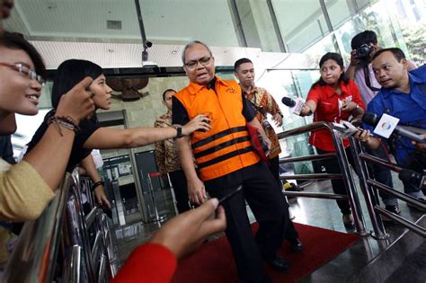 Foto Kpk Lanjutkan Pemeriksaan Anggota Dprd Sumut Chaidir Ritonga