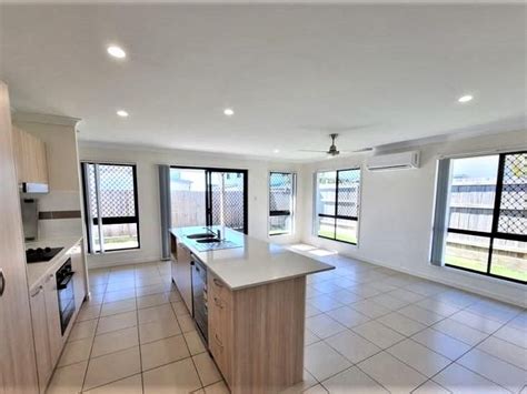 105 William Boulevard Pimpama Qld 4209 Property Details