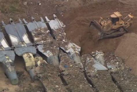 Australia's Defunct F-111 Bomber Fleet Buried in the Swanbank Landfill ...