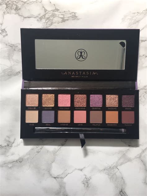 Dazzling & Whimsical 14-Pan Anastasia Beverly Hills Norvina Palette Review