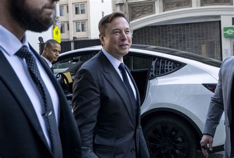 Tesla Board Misrepresented Musks 55 Billion Pay Package Judge Told