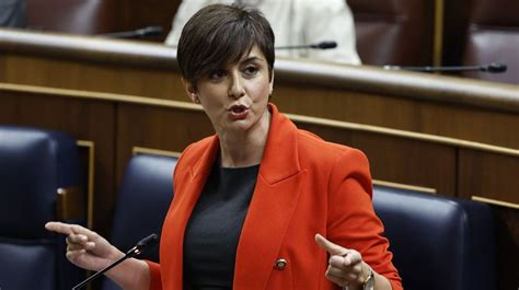 Isabel Rodr Guez Carga Contra Sumar Tras La Retirada De La Ley Del