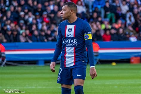 Psg Paris S Incline Face Au Coup De Gueule De Kylian Mbapp