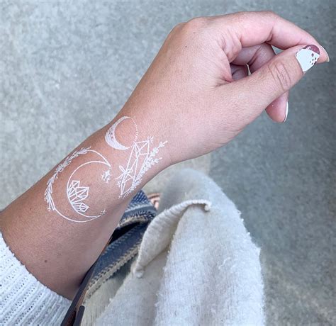 15 White Tattoos That Will Make You Look Discreet And Elegant World