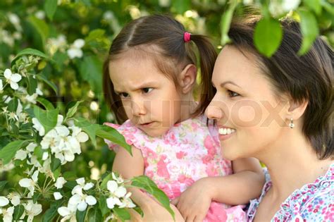 Mutter Mit Ihrer Tochter Stock Bild Colourbox