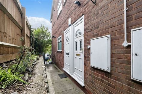 Hawkesyard Road Erdington Birmingham B24 2 Bedroom Maisonette For