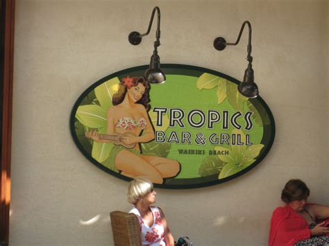 Discover The Tropics Bar And Grill At Hilton Hawaiian Village