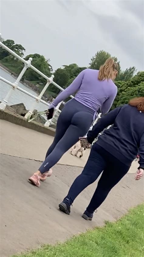 First Post Amazing Ass In Leggings Spandex Leggings Yoga Pants Forum