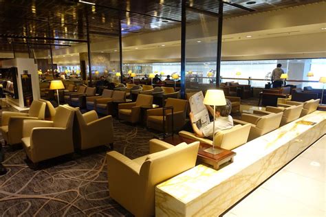 Sq Business Lounge Sin Airport Review I One Mile At A Time