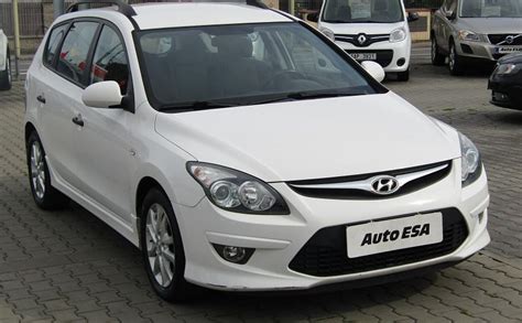 Hyundai I30 14cvvt Benzín Autobazar Autoesa