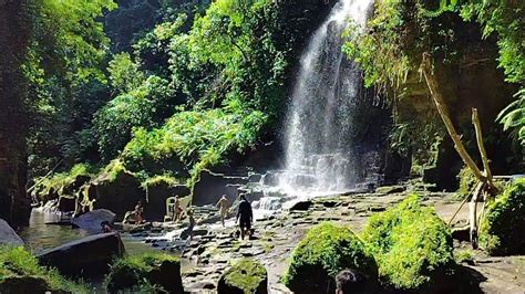 Wisata Air Terjun Di Desa Temesi Ini Tawarkan Pemandangan Air Terjun