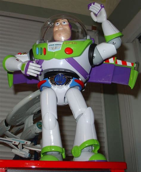 Toy Story Collection Buzz Lightyear Film Replica With Utility Belt