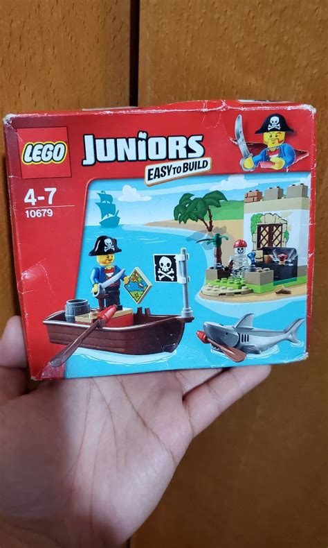 Lego Juniors Pirate Treasure Hunt Lego Set 10679 興趣及遊戲 玩具 And 遊戲類