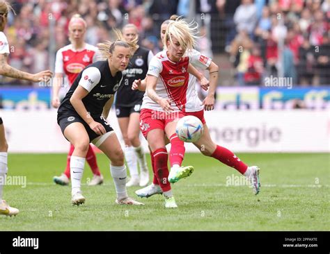 firo 04 23 2023 Fußball Frauen 1 Liga erste Bundesliga Saison 1