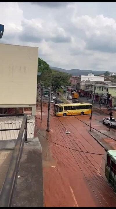 V Deo Rompimento De Adutora Da Copasa Alaga Avenida Do Barreiro