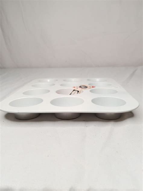 New Vintage Mirro M Aluminum Mini Cupcake Muffin Pan Non Stick White