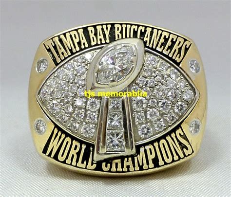 2002 TAMPA BAY BUCCANEERS SUPER BOWL XXXVII CHAMPIONSHIP RING - Buy and Sell Championship Rings