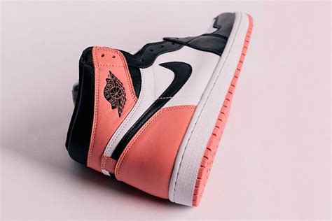 Wrap Your Eyes Around the 'Rust Pink' Air Jordan 1 - Sneaker Freaker