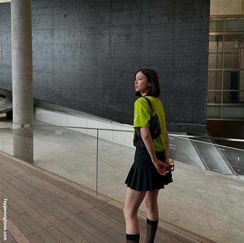 Lauren Tsai Laurentsai Nude OnlyFans Leaks Fappening FappeningBook