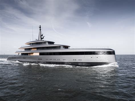 SuperyachtNews Fleet Feadship Delivers 84m Obsidian